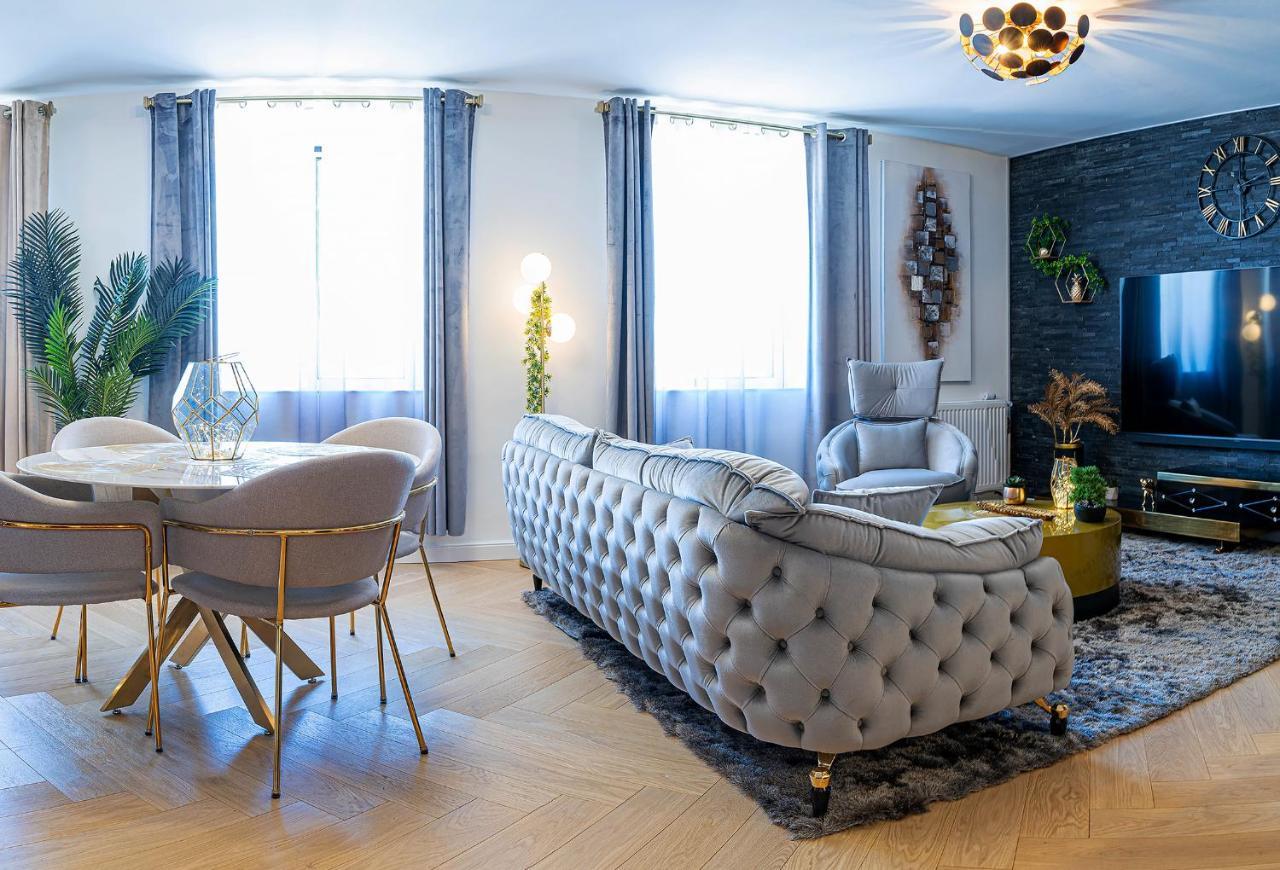 Magnifique Loft / Spa En Face De La Cathedrale ! Нарбонн Екстер'єр фото
